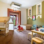 Vecsecity Hotell