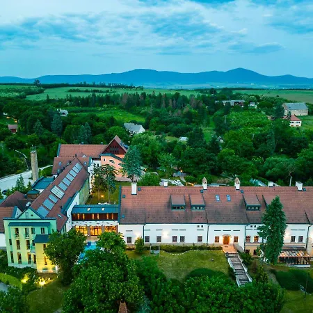 Vecsecity Hernadvecse