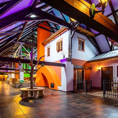 Vécsecity Hotel Hernadvecse