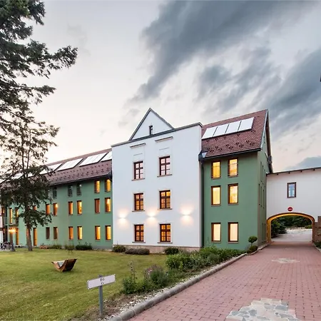 Vecsecity Szálloda