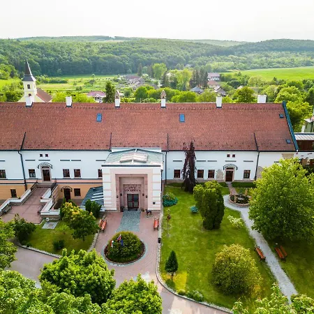 Vecsecity Hotel