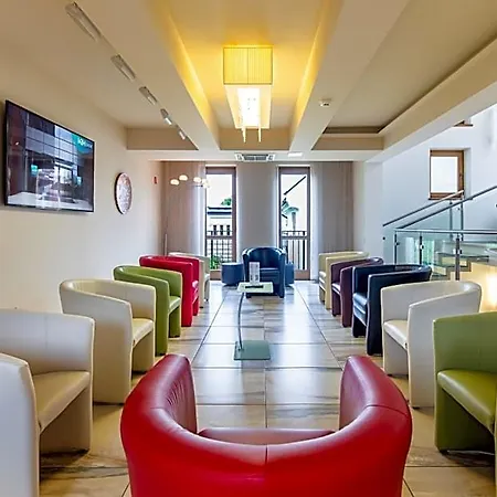 Vécsecity Hotel 4*