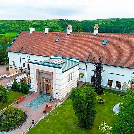 Vécsecity 4*